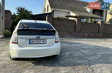 Хетчбек Toyota Prius 2015 в Звягелі