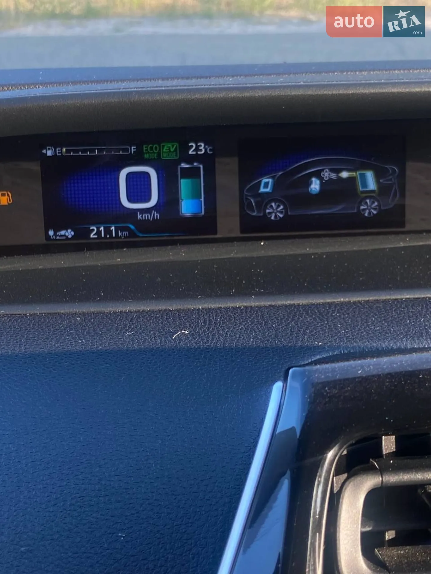 2019 Toyota Prius - мініатюра 4