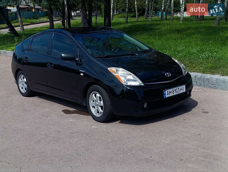 Хэтчбек Toyota Prius 2008 в Житомире