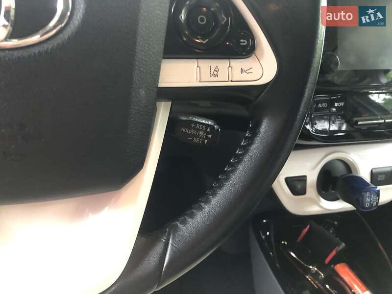 Хэтчбек Toyota Prius 2018 в Ровно фото 23 Хэтчбек Toyota Prius 2018 в Ровно