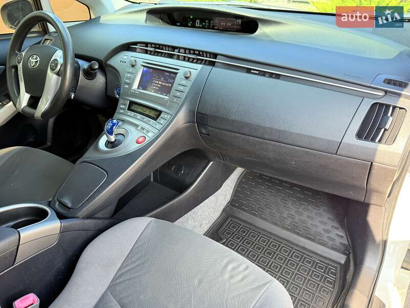 Хетчбек Toyota Prius 2012 в Києві