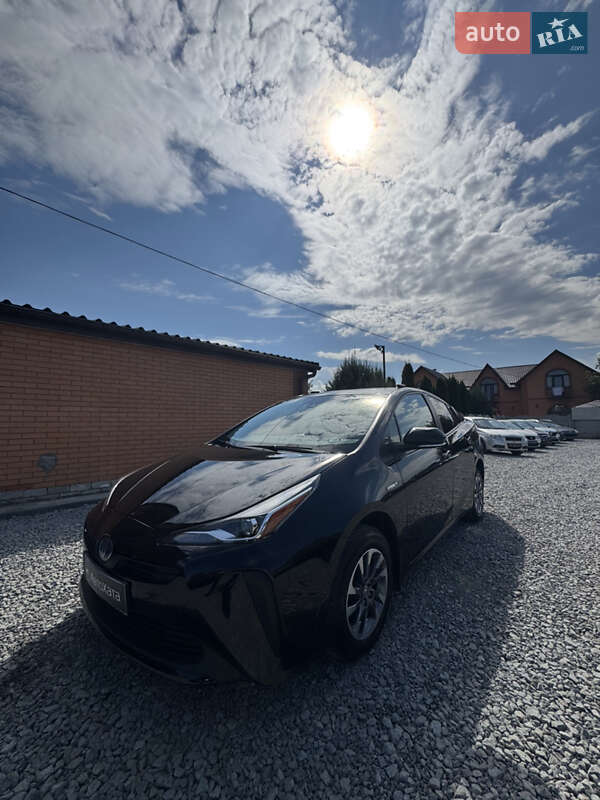 Toyota Prius 2021