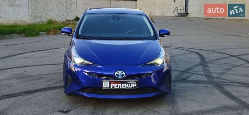 Хетчбек Toyota Prius 2018 в Києві