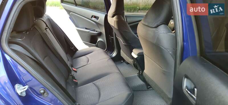 Хетчбек Toyota Prius 2018 в Києві