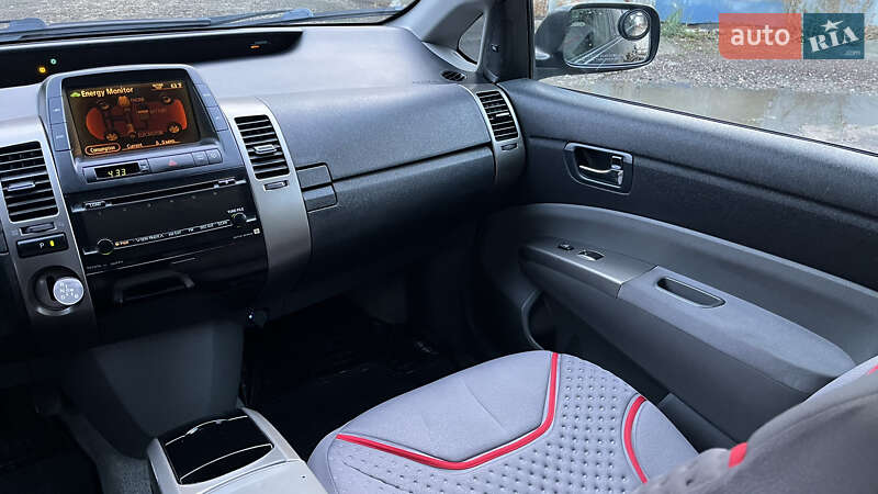 Хэтчбек Toyota Prius 2007 в Одессе
