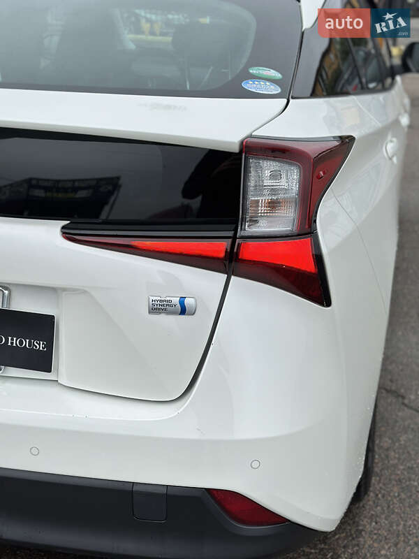 Хетчбек Toyota Prius 2021 в Києві