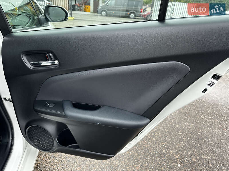 Хетчбек Toyota Prius 2021 в Києві