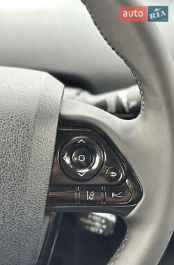 Хэтчбек Toyota Prius 2021 в Киеве