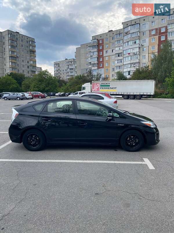 Хэтчбек Toyota Prius 2014 в Белой Церкви