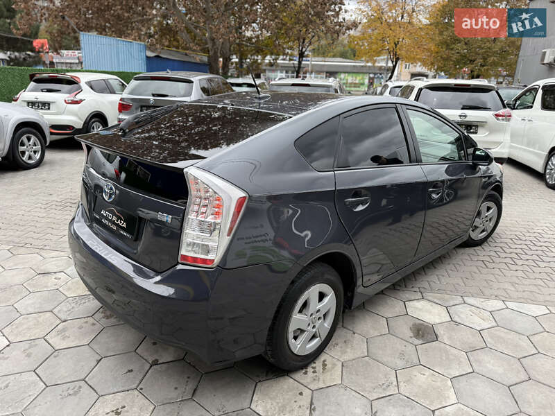 Хэтчбек Toyota Prius 2010 в Одессе