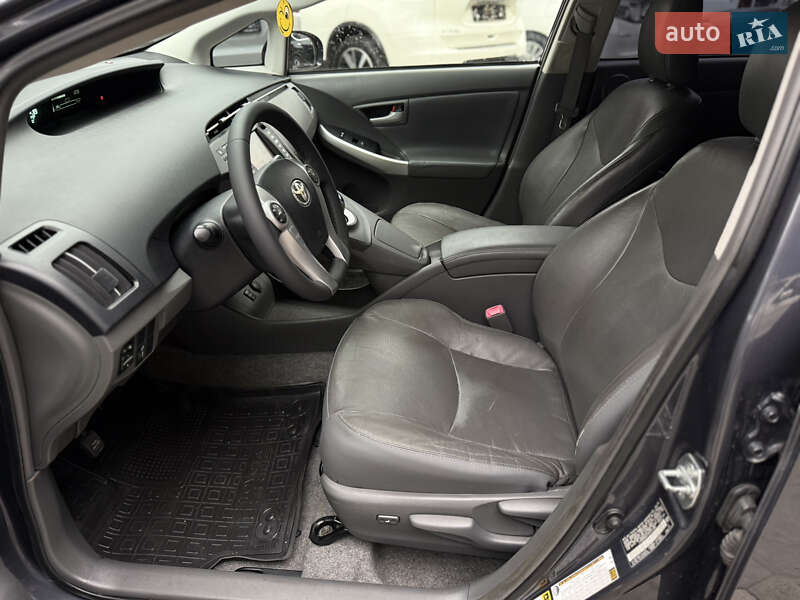 Хэтчбек Toyota Prius 2010 в Одессе