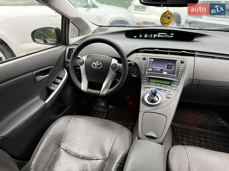 Хэтчбек Toyota Prius 2010 в Одессе