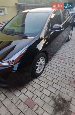 Хетчбек Toyota Prius 2022 в 