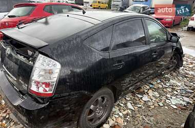 Хэтчбек Toyota Prius 2008 в 