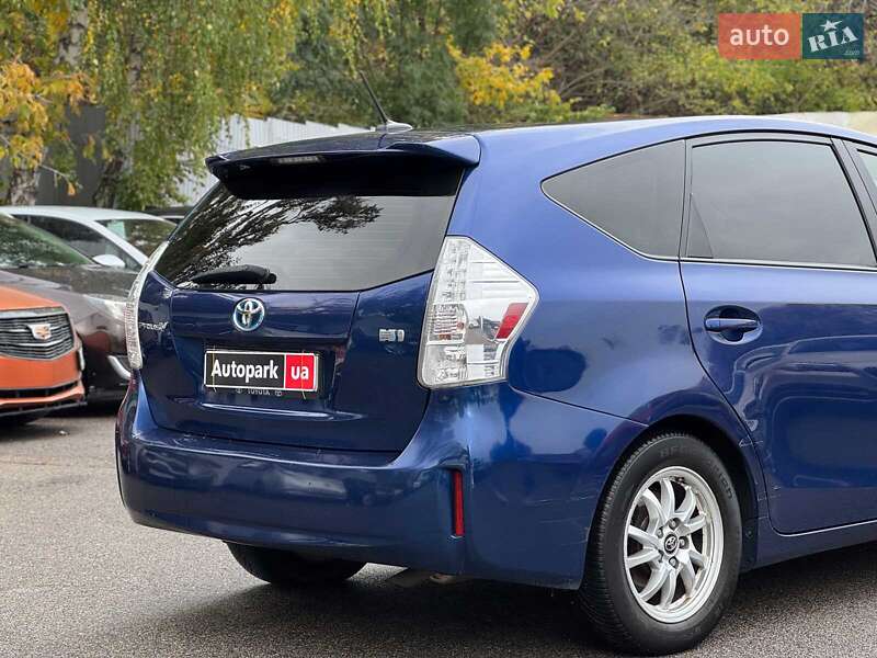 Хетчбек Toyota Prius 2012 в Києві фото 12 Хетчбек Toyota Prius 2012 в Києві