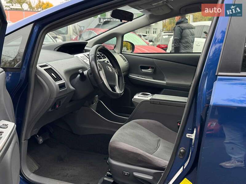 Хетчбек Toyota Prius 2012 в Києві фото 16 Хетчбек Toyota Prius 2012 в Києві