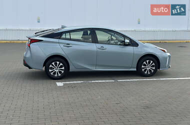 Хэтчбек Toyota Prius 2019 в 