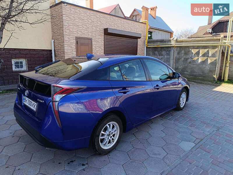 Хетчбек Toyota Prius 2017 в Одесі фото 2 Хетчбек Toyota Prius 2017 в Одесі