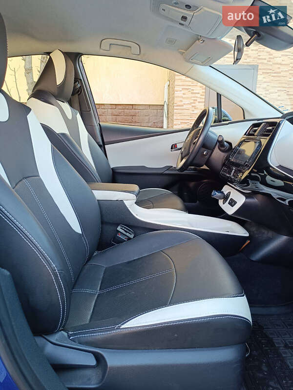 Хетчбек Toyota Prius 2017 в Одесі фото 9 Хетчбек Toyota Prius 2017 в Одесі