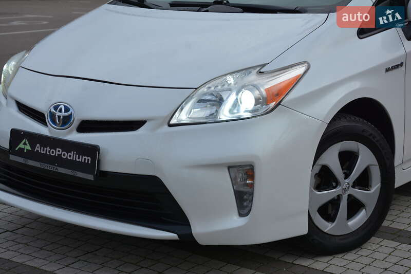 Хэтчбек Toyota Prius 2013 в Киеве