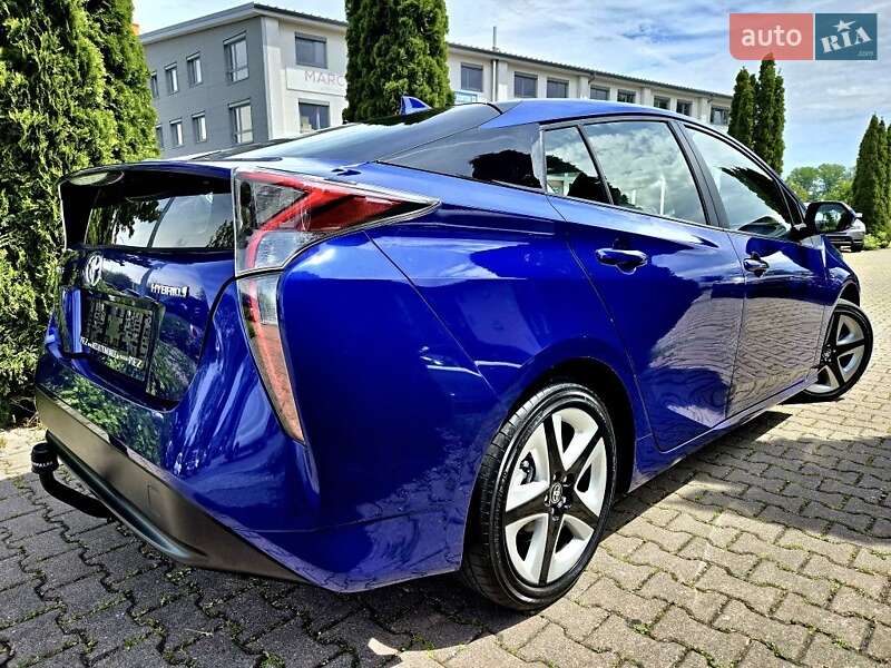 Хэтчбек Toyota Prius 2018 в Одессе