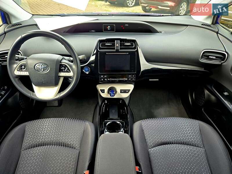 Хэтчбек Toyota Prius 2018 в Одессе