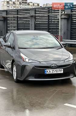 Хэтчбек Toyota Prius 2022 в Киеве