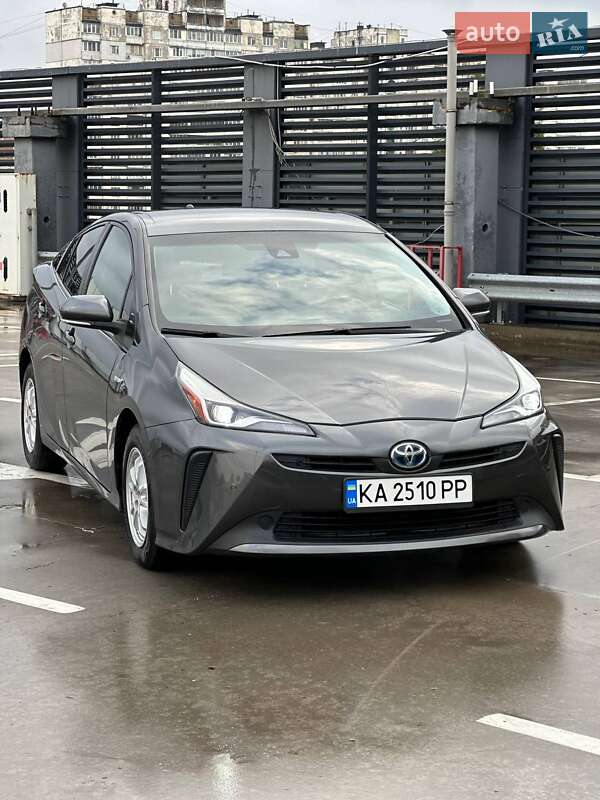 Хэтчбек Toyota Prius 2022 в Киеве фото Хэтчбек Toyota Prius 2022 в Киеве