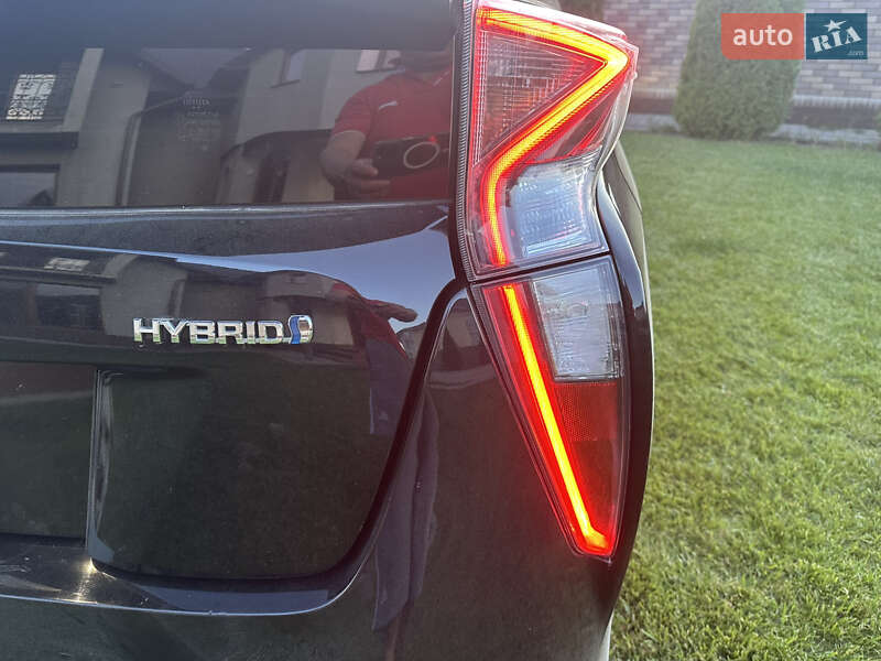 Хэтчбек Toyota Prius 2016 в Черновцах фото 32 Хэтчбек Toyota Prius 2016 в Черновцах