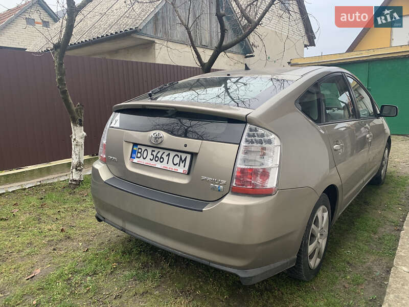 Хетчбек Toyota Prius 2006 в Новояворівську