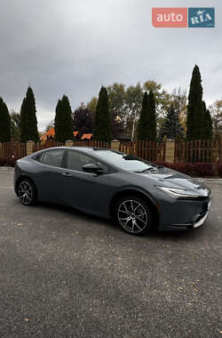 Хэтчбек Toyota Prius 2023 в Днепре