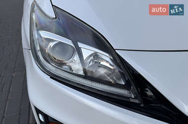 Хэтчбек Toyota Prius 2014 в 