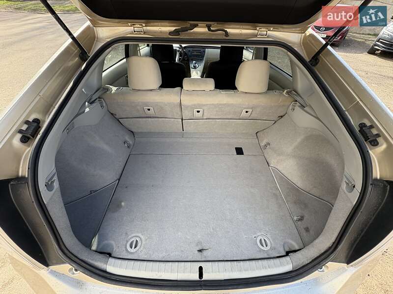 Хэтчбек Toyota Prius 2011 в Киеве фото 8 Хэтчбек Toyota Prius 2011 в Киеве