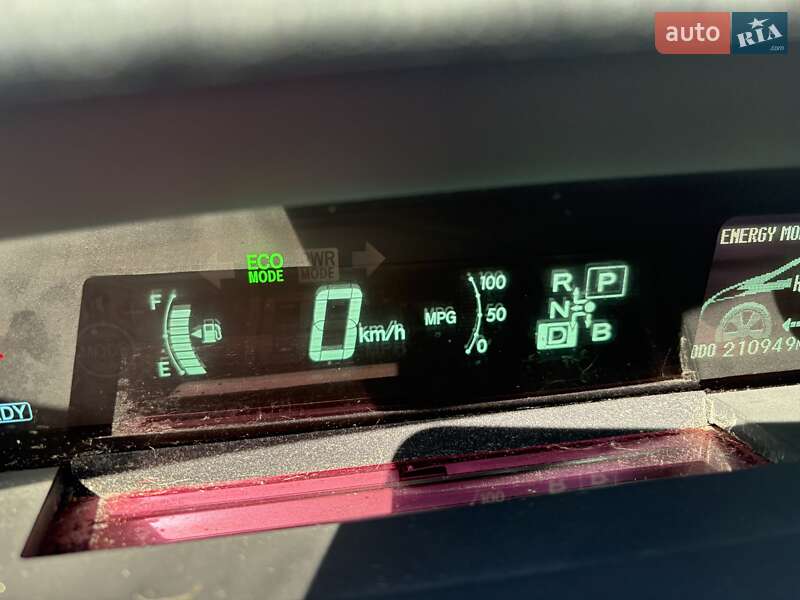 Хэтчбек Toyota Prius 2011 в Киеве фото 19 Хэтчбек Toyota Prius 2011 в Киеве