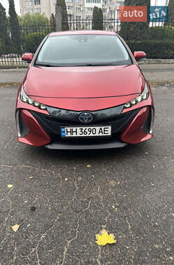 Хэтчбек Toyota Prius 2017 в Одессе Хэтчбек Toyota Prius 2017 в Одессе