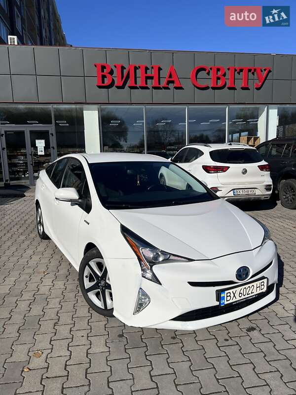 Хэтчбек Toyota Prius 2016 в Хмельницком фото 2 Хэтчбек Toyota Prius 2016 в Хмельницком