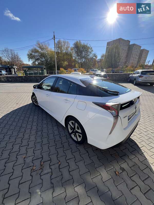 Хэтчбек Toyota Prius 2016 в Хмельницком фото 7 Хэтчбек Toyota Prius 2016 в Хмельницком