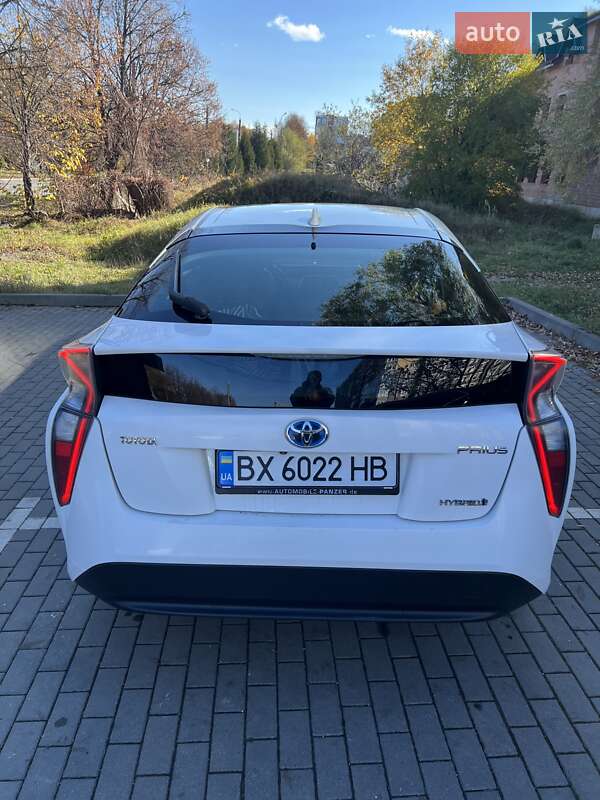 Хэтчбек Toyota Prius 2016 в Хмельницком фото 15 Хэтчбек Toyota Prius 2016 в Хмельницком