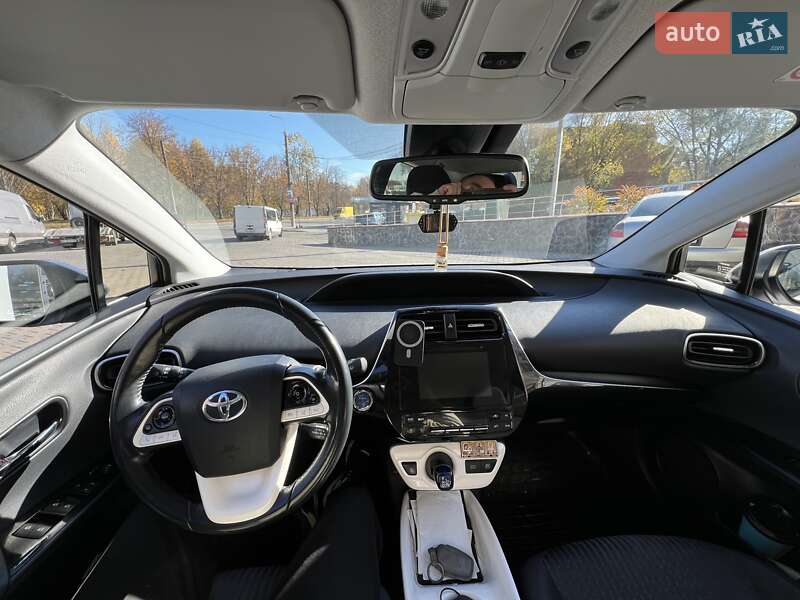 Хэтчбек Toyota Prius 2016 в Хмельницком фото 51 Хэтчбек Toyota Prius 2016 в Хмельницком