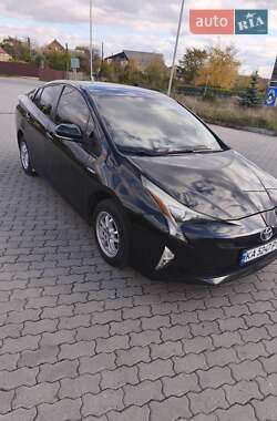 Хэтчбек Toyota Prius 2016 в Виннице