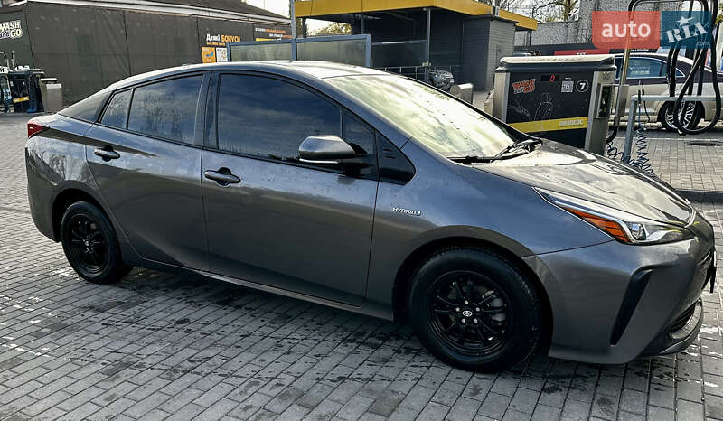 Хэтчбек Toyota Prius 2022 в Кременчуге