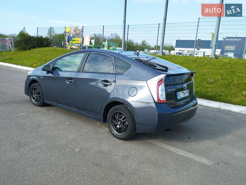 Хетчбек Toyota Prius 2010 в Львові фото 11 Хетчбек Toyota Prius 2010 в Львові