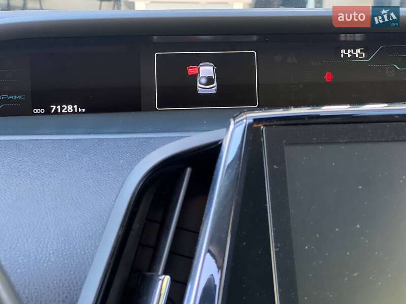 Хэтчбек Toyota Prius 2018 в Ивано-Франковске фото 16 Хэтчбек Toyota Prius 2018 в Ивано-Франковске