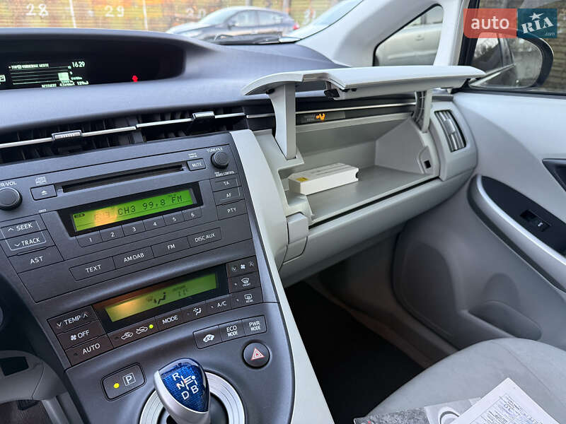 Хэтчбек Toyota Prius 2010 в Виннице фото 17 Хэтчбек Toyota Prius 2010 в Виннице