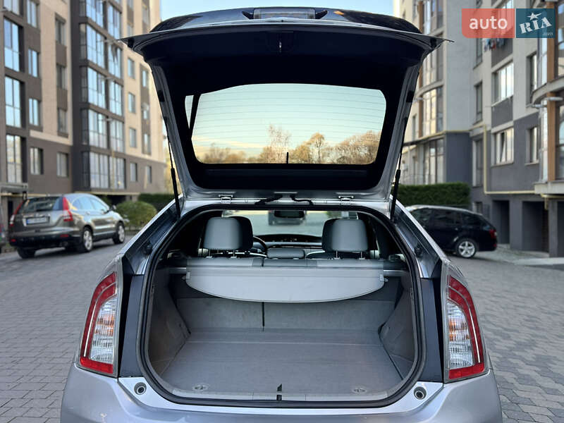 Хэтчбек Toyota Prius 2012 в Ивано-Франковске