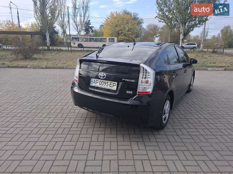 Хетчбек Toyota Prius 2010 в Запоріжжі