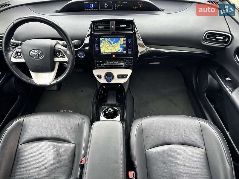 Хэтчбек Toyota Prius 2018 в Одессе
