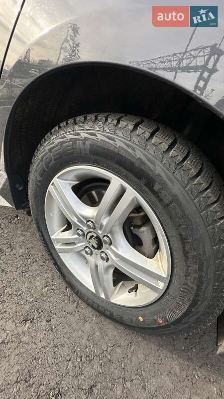 Хэтчбек Toyota Prius 2010 в Киеве фото 12 Хэтчбек Toyota Prius 2010 в Киеве