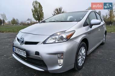 Хетчбек Toyota Prius 2013 в Кам'янському