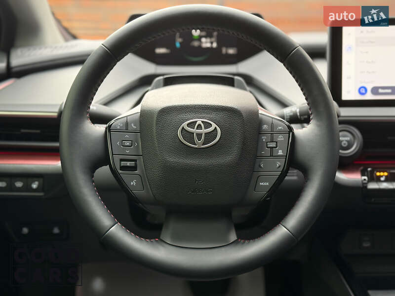 Хэтчбек Toyota Prius 2024 в Одессе
